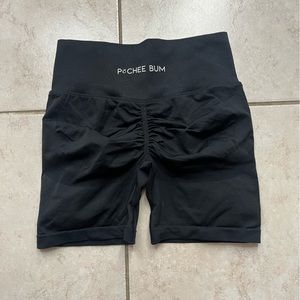 Pcheebum scrunch shorts